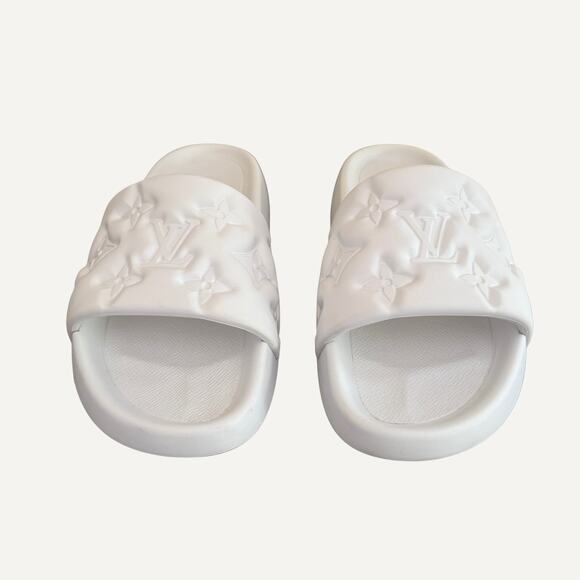 Size 10.5US - Louis Vuitton Men's Waterfront Mule White - Picture 2 of 7